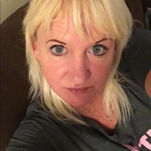 Meet your Posher, Phoebe